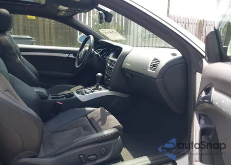 2010 Audi A5 2.0L Prestige из США, поврежденный, VIN WAUWFAFR6AA077078